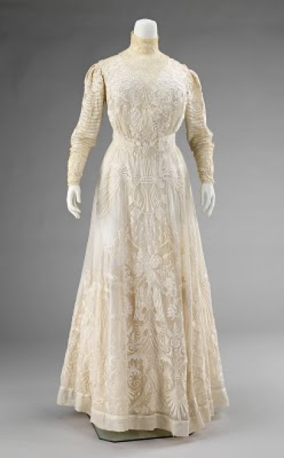Robe de mariée début XXe siècle
